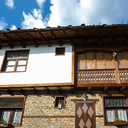 Тодорината Къща Leshten Exterior foto