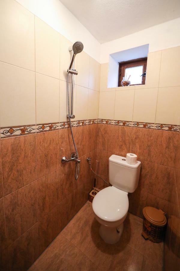 Тодорината Къща Leshten Exterior foto
